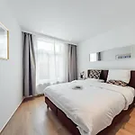 Surreal Cocoon In Brussels Center Appartement *