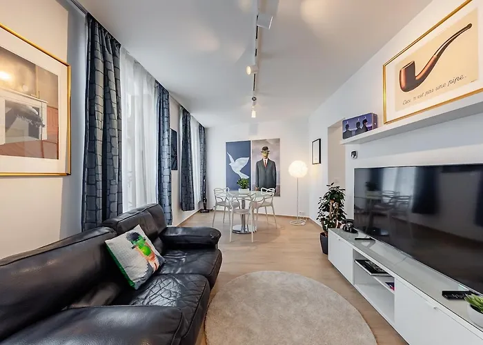 Surreal Cocoon In Brussels Center Apartment *