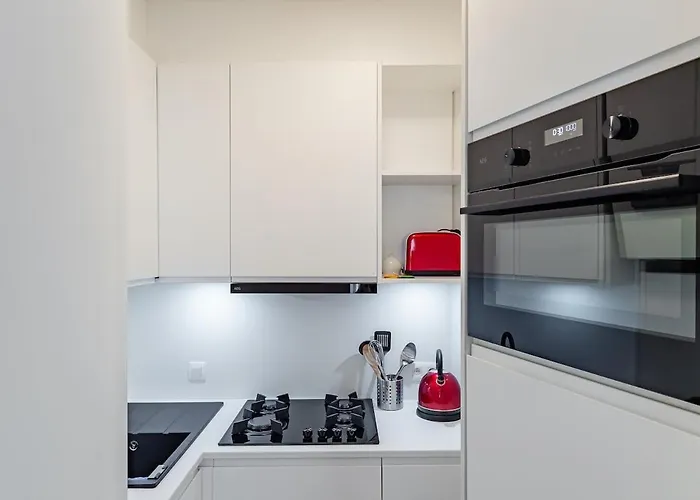 Surreal Cocoon In Brussels Center * Mellet