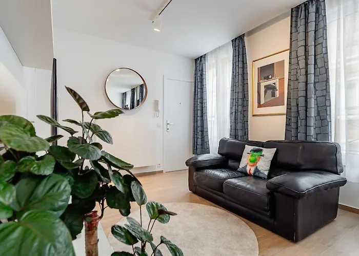 Surreal Cocoon In Brussels Center Apartment Mellet