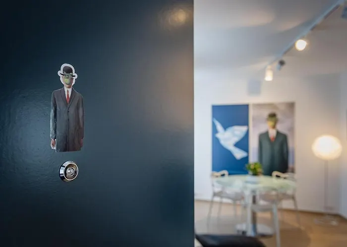 Surreal Cocoon In Brussels Center Mellet